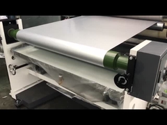 Machine à stratifier à chaud utilisée pour stratifier des feuilles d'aluminium avec du tissu en fibre de verre